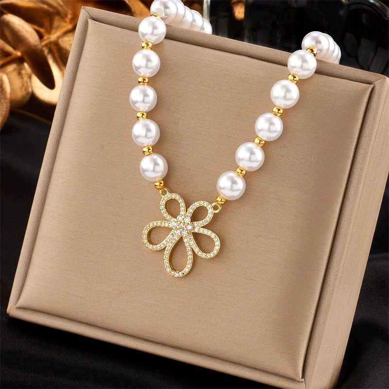 Stainless Steel Cutout Rhinestone Flower Pendant NecklaceCharm Jewelry NCJOI57 - Touchy Style .