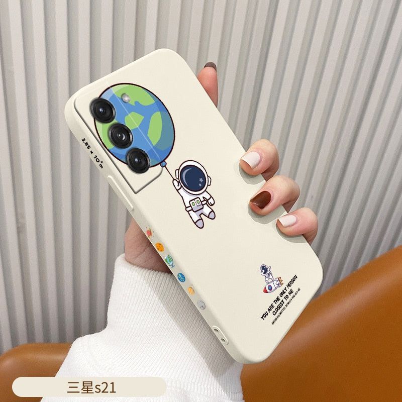 White Astronaut Cute Phone Case For Galaxy S22 S21 S20 FE S10 Note 20 10 Ultra Plus A72 A52 A32 A71 A51 A31 A21S - Touchy Style .
